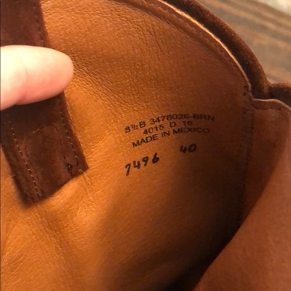 Woman’s Frye Boot - Picture 3 of 6